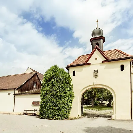 & Reitsportzentrum Kreuth Heideck