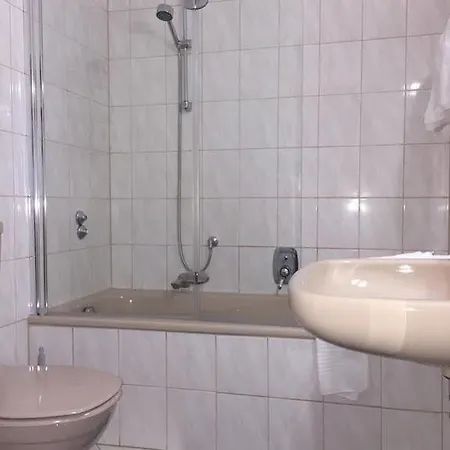 & Reitsportzentrum Kreuth Casa de hóspedes 3*