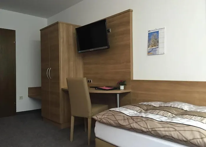 ゲストハウス & Reitsportzentrum Kreuth 3*